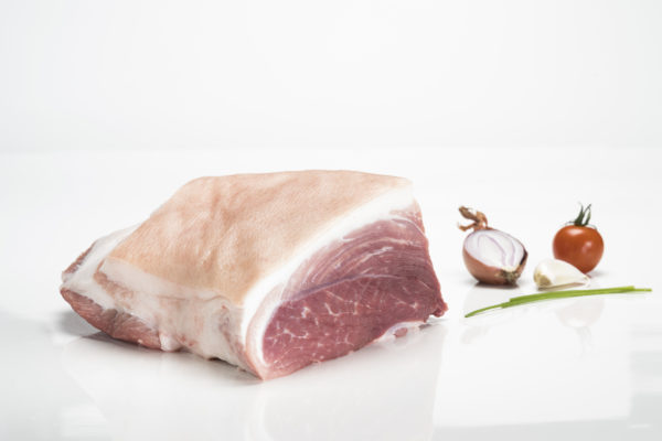 Dicke Schulter mit Schwarte vom Schwäbisch Hällischem