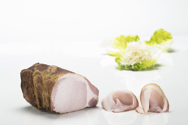 Bauerngeselchtes Karree vom Schwäbisch Hällischem Hausschwein